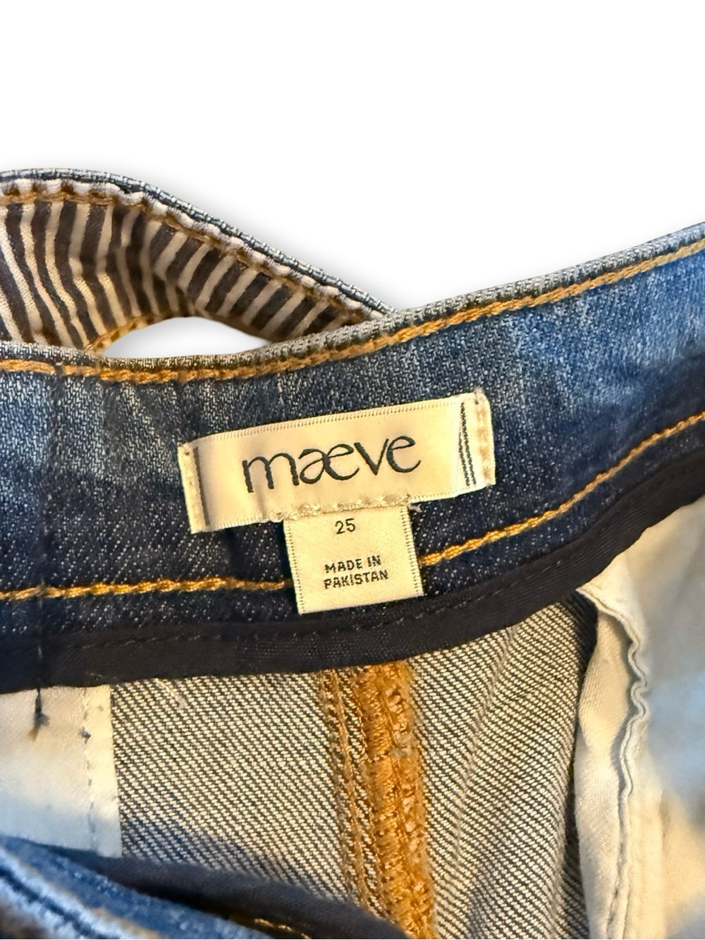 Maeve Belted High-Rise Relaxed Barrel Jeans - Picture 3 of 6